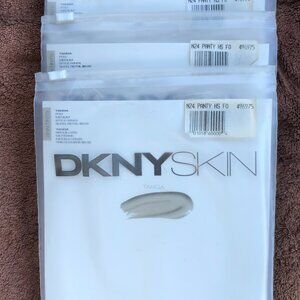 Vintage Donna Karan Dkny SKIN Hosiery Pantyhose Tanga FOG 00N24 Sz M NWT Lot 4